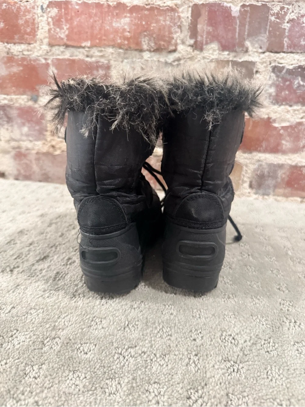 Kids Black Insulated Winter Boots with Faux Fur Trim